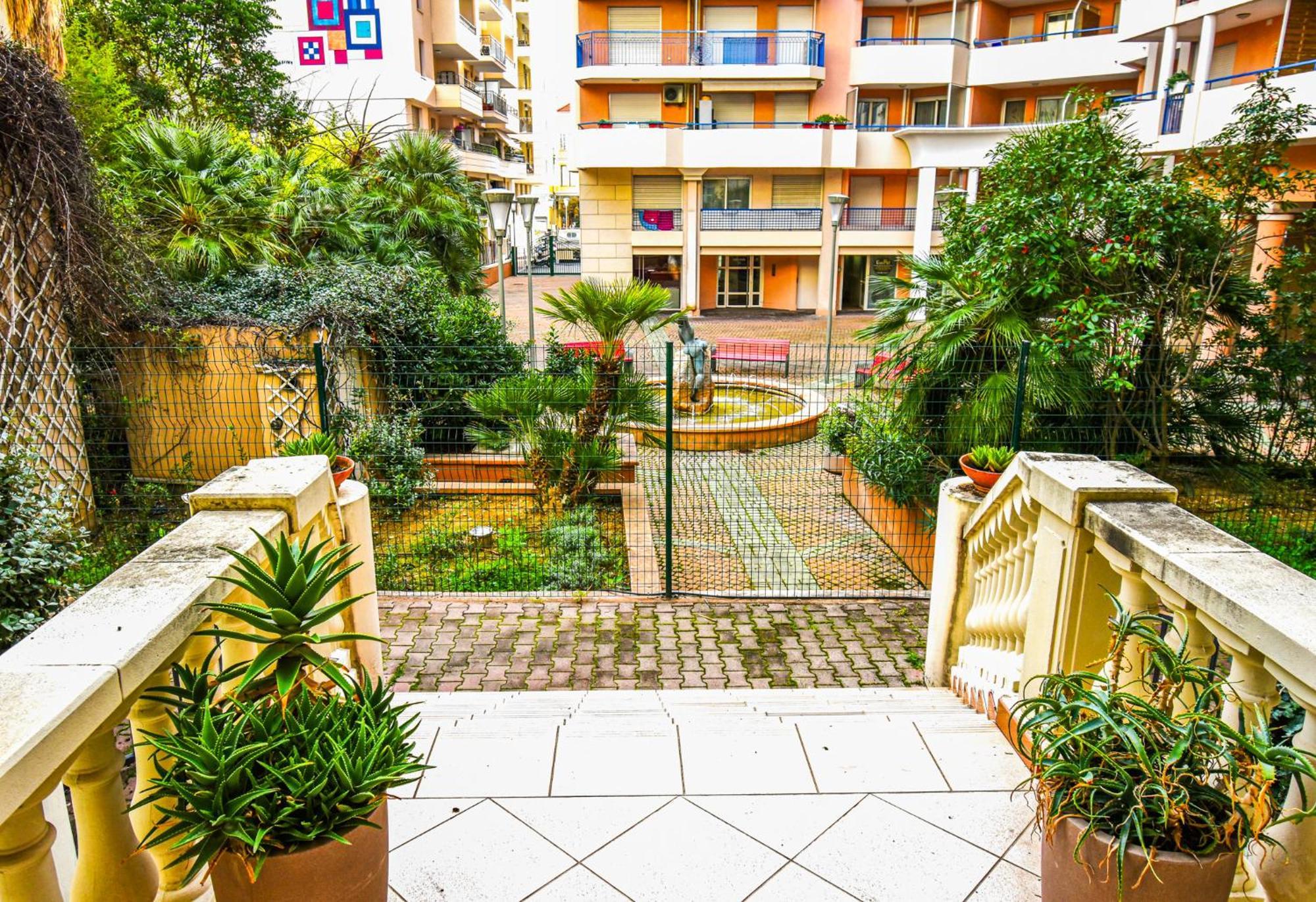 Le Jardin Des Muses -Parking Prive - Centre-Ville - Bord De Mer Menton Bagian luar foto